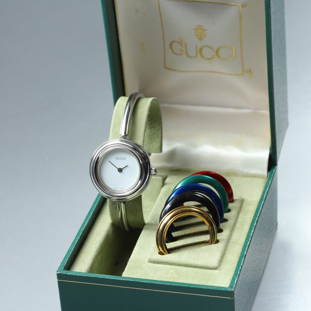 Near MINT GUCCI 11/12.2L White Quartz 26mm Ladies Watch