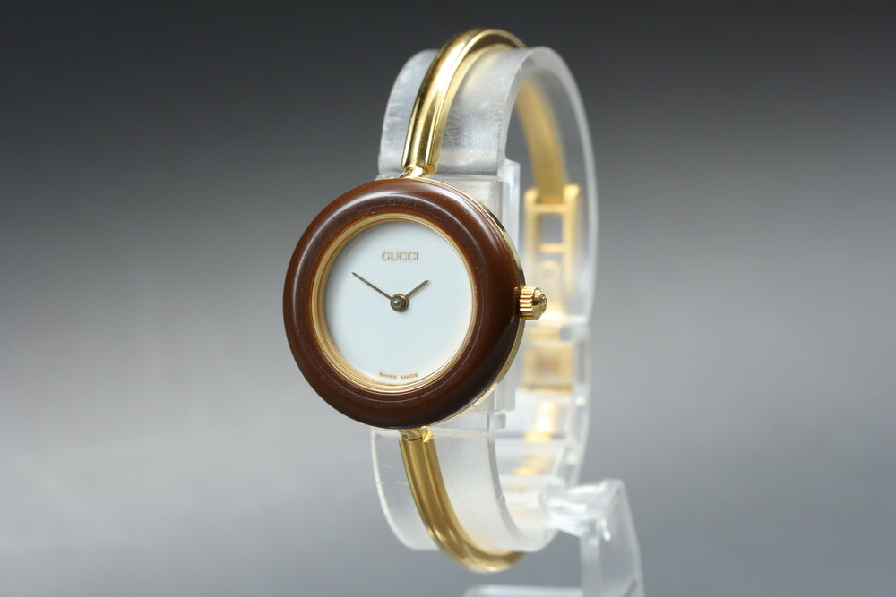 Near MINT GUCCI 11/12.2 White Quartz 26mm Ladies Watch – photo 2